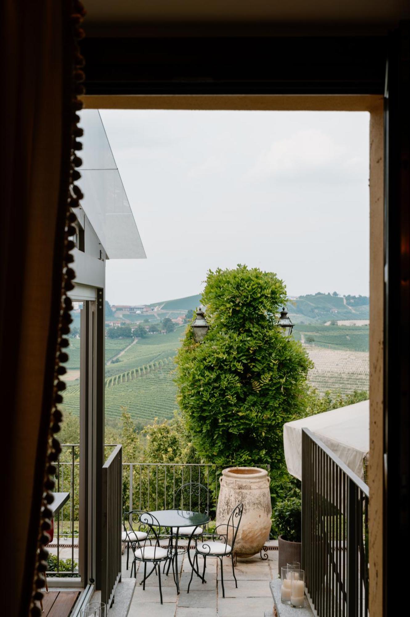 Hotel Casa Pavesi Grinzane Cavour Kültér fotó