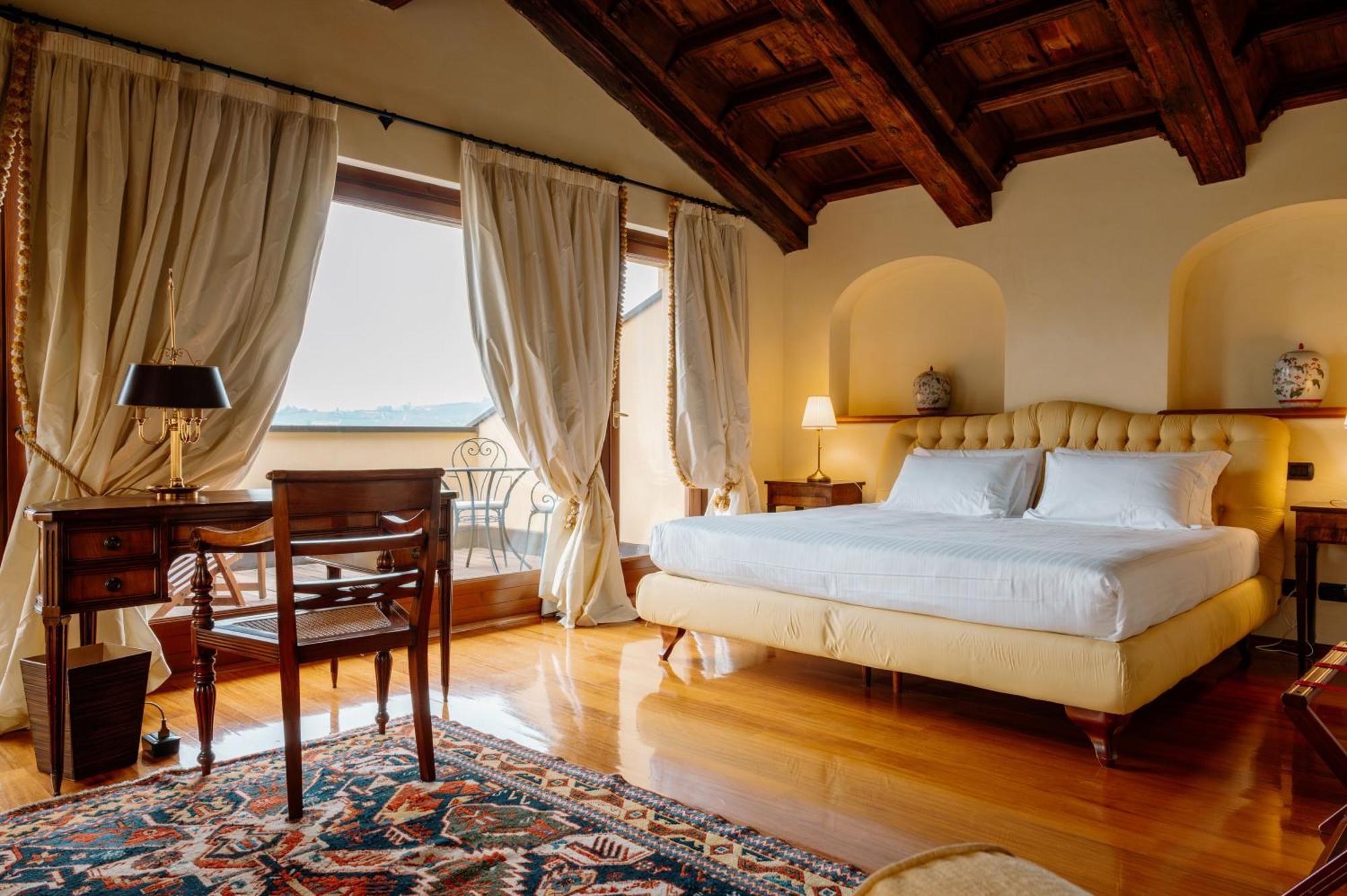 Hotel Casa Pavesi Grinzane Cavour Kültér fotó